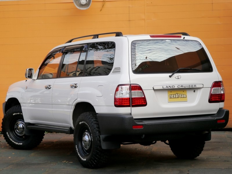 ランクル100丸目換装 旧車レトロクラシック リフトアップオフロード仕様 Line X Line X Auto Japan