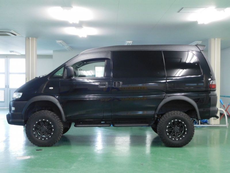 デリカ スペースギア リフトアップ オーバーフェンダー Line X塗装カスタム車両 Line X Auto Japan デリカ スペースギア リフトアップ オーバーフェンダー Line X塗装カスタム車両 Line X Auto Japan