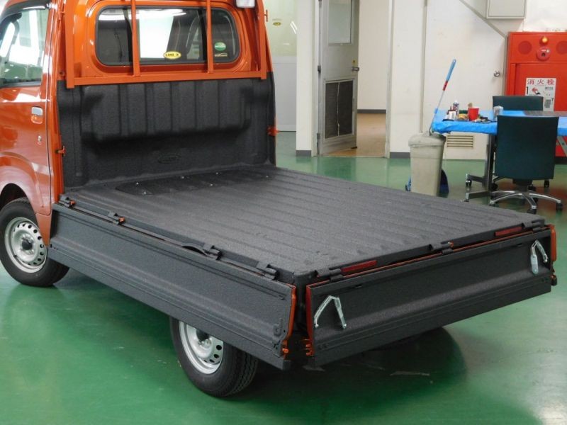 【軽トラ 荷台保護】傷・凹み・錆から荷台をカバーする塗装：LINE-X（ラインエックス）ハイゼットに施工！