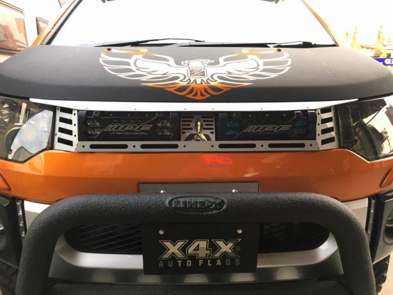 デリカd 5 フロントガード Goqbuto Roo Bar ゴクブト ルーバー Line X 福岡カスタムカーショー17に登場 Line X Auto Japan