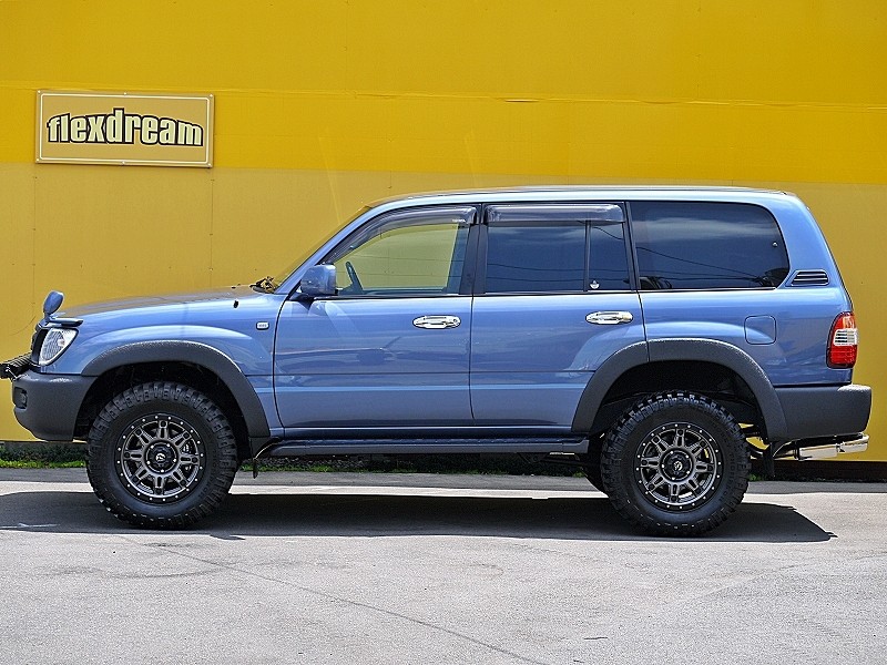 ランクル100 リフトアップ ブッシュワーカーオーバーフェンダー オフロードテイスト抜群のusdmカスタム Line X Auto Japan ランクル100 リフトアップ ブッシュワーカーオーバーフェンダー オフロードテイスト抜群のusdmカスタム Line X Auto Japan