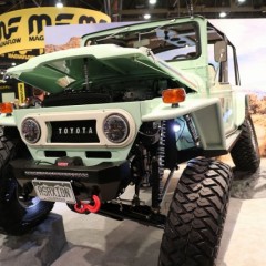 127 ランクル40 ビルシュタインブース（2）