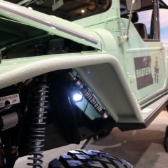 129 ランクル40 ビルシュタインブース（別タンクショック：左前）