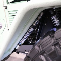 130 ランクル40 ビルシュタインブース（別タンクショック：右前）