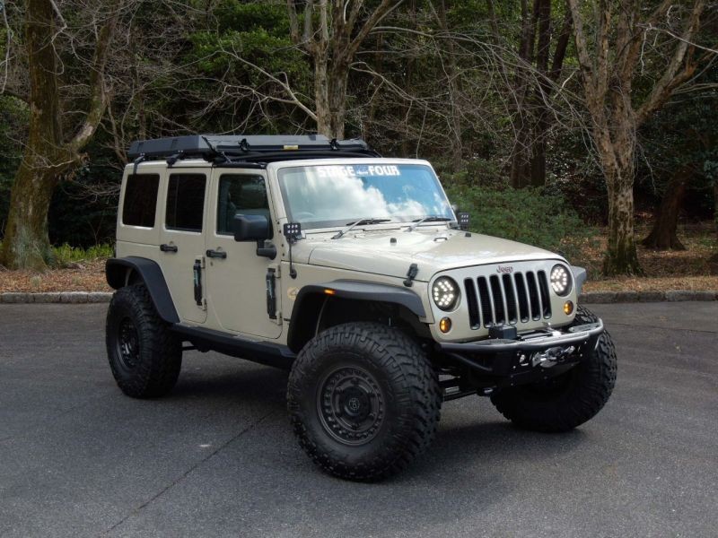 JEEP ジープラングラーJK リフトアップ×THRONE フラットフェンダー