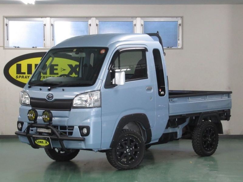 キャビンが広い軽トラ：ハイゼット ジャンボをLINE-X（ラインエックス）塗装カスタム！荷台・オーバーフェンダーに施工！