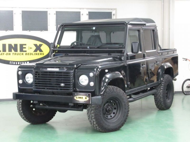 ランドローバー ディフェンダー110 Wピックアップ 荷台にLINE-X塗装で  