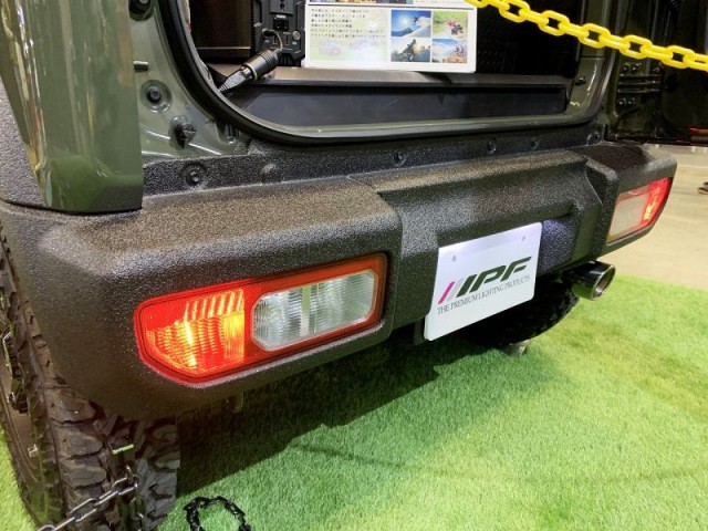 IPF_ジムニー_リアバンパーLINE-X塗装カスタム_東京オートサロン2020展示 IPF_ジムニー_リアバンパーLINE-X塗装カスタム_東京オートサロン2020展示