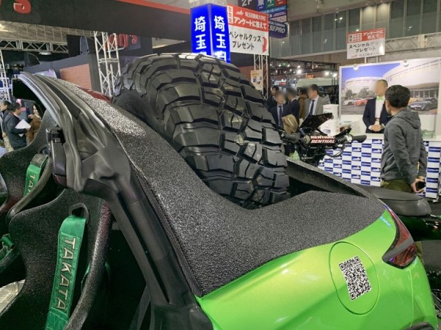埼玉自動車大学校_東京オートサロン2020展示_LINE-Xカスタム_4 埼玉自動車大学校_東京オートサロン2020展示_LINE-Xカスタム_4